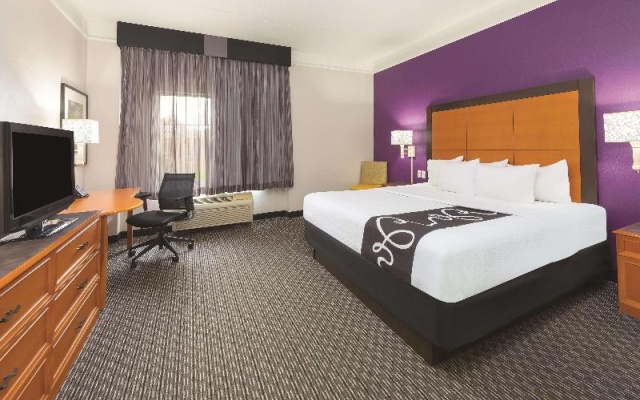 photo 3 of La Quinta Inn & Suites Westport