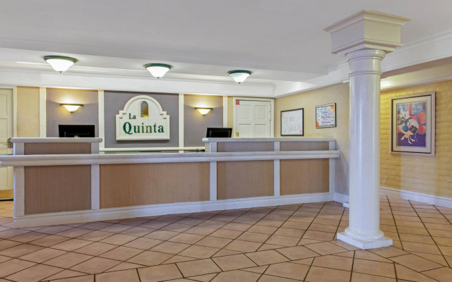 photo 2 of La Quinta Inn By Wyndham Tampa Bay Pinellas Park Clearwater