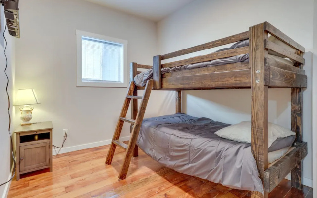 photo 2 of Lafayette Townhome: Cozy Retreat w/ Private Patio