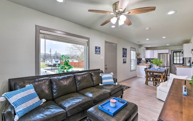 photo 4 of Lake Granbury Getaway ~ 1 Block to Waterfront