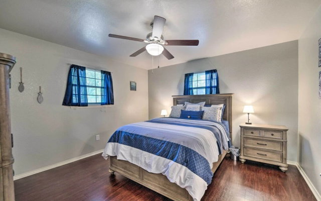 photo 4 of Lakefront Home < 3 Miles to Historic Granbury!