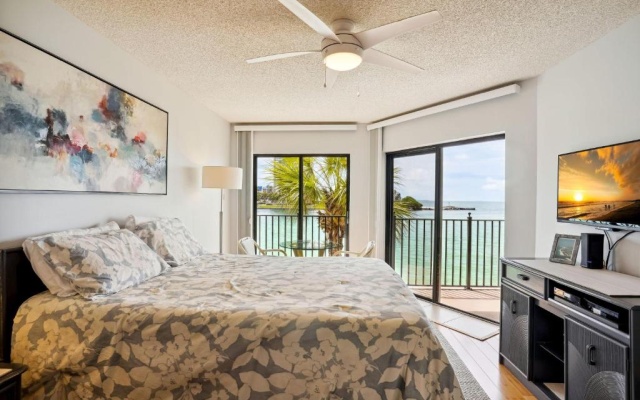 photo 5 of Land's End 5-204 Gulf-Bay Front - Premier