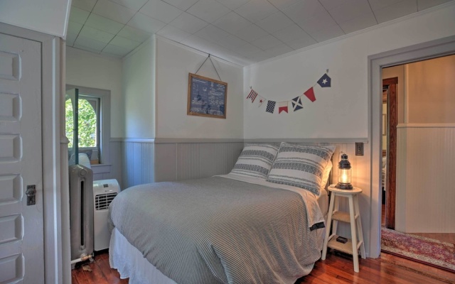 photo 2 of Luxe Lake Geneva Retreat in Downtown!