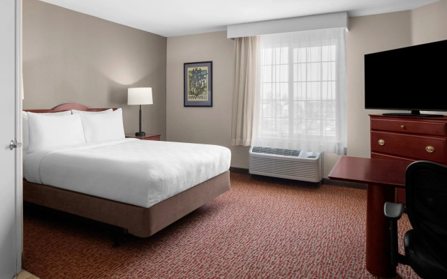 photo 5 of Larkspur Landing Extended Stay Suites Bellevue