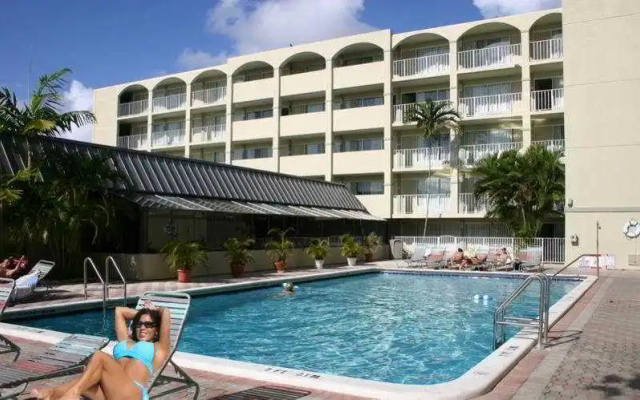 photo 3 of Lauderdale by the Sea Resort