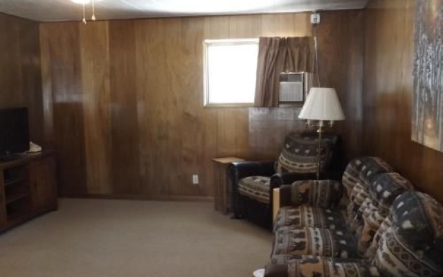 photo 3 of Lazy B Motel