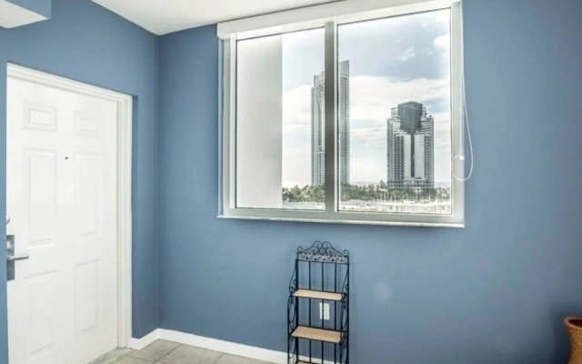 photo 4 of Le Marina Bay 801 - Condo 6 People, Sunny Isles