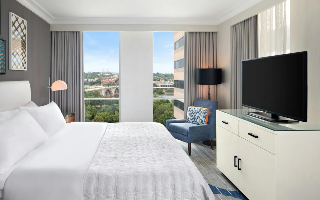 photo 4 of Le Meridien Arlington