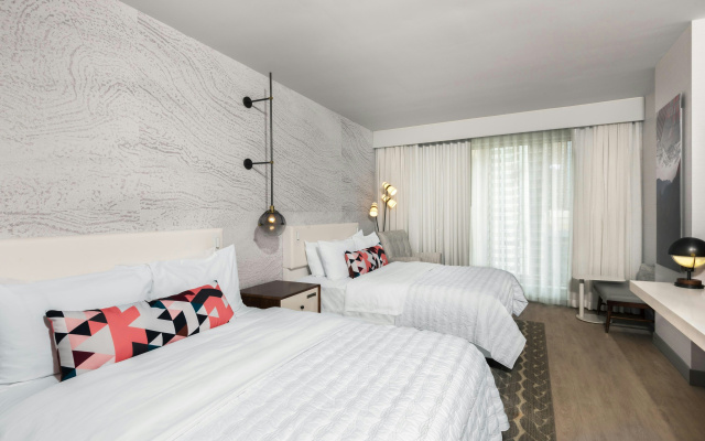 photo 4 of Le Meridien Denver Downtown