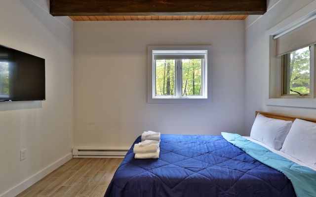photo 4 of Left Duplex Home Directly Across From Pico Mountain, Close To Killington. 3 Bedroom Home