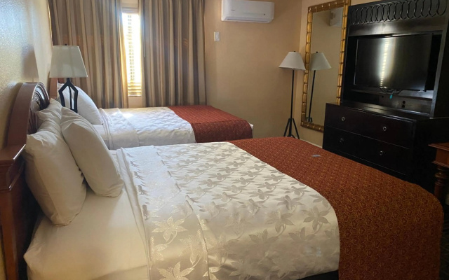 photo 3 of Lemon Tree Hotel & Suites Anaheim