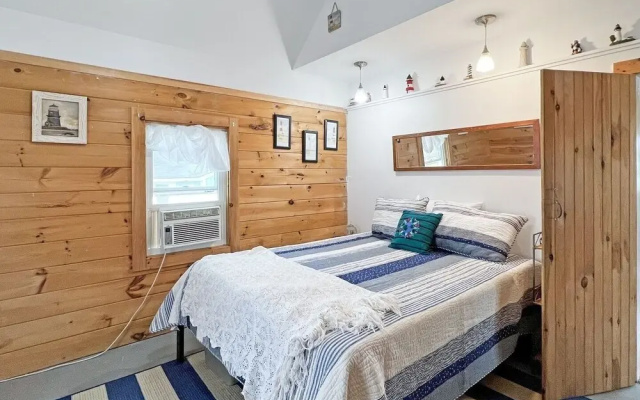 photo 3 of Lighthouse - Q991 Near Sandy Gorgeous Ogunquit Beach 2 Bedroom Cabin by RedAwning