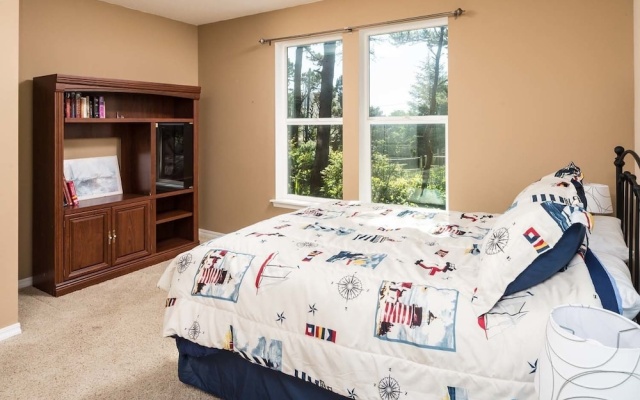 photo 3 of Lighthouse View - 3 Br home by RedAwning