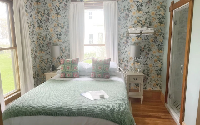 photo 5 of LimeRock Inn