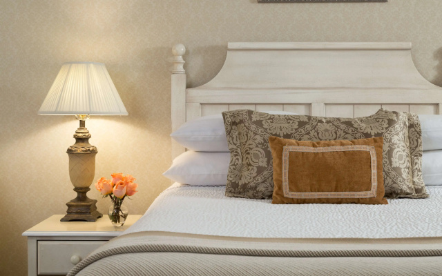 photo 4 of Linden Row Inn
