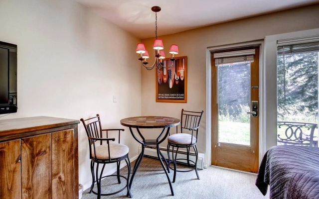 photo 5 of Lion Square Lodge