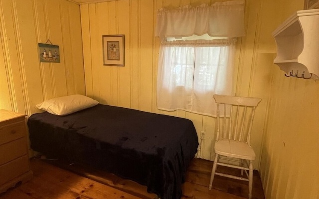 photo 2 of Little Sandy-limit 8 3 Bedroom Cottage by RedAwning