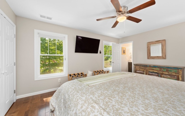 photo 2 of Little Sycamore by Avantstay Premier Location