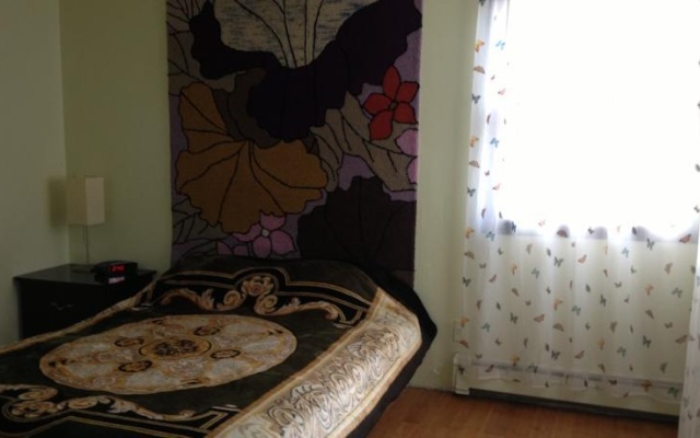 photo 5 of Livingston Apartment