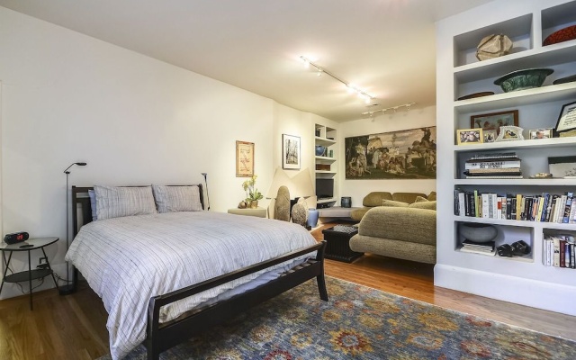 photo 4 of Newly Remodeled Loft In Lower Nob Hill 2 Bedroom Home by RedAwning