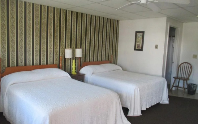 photo 2 of Long Beach Motor Inn