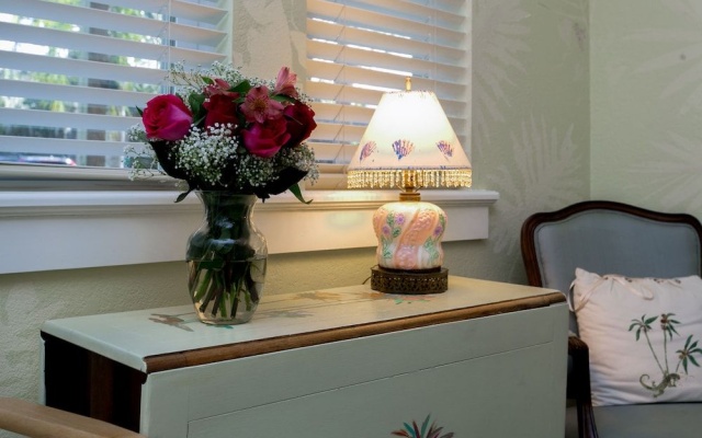 photo 4 of Anchor Inn NSB Bed & Breakfast