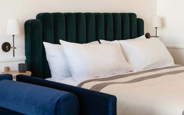 photo 3 of Longfellow Hotel