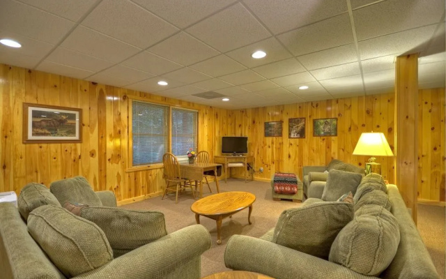 photo 2 of Loon Loft- Near Ocoee River