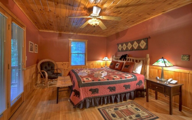 photo 3 of Loon Loft- Near Ocoee River
