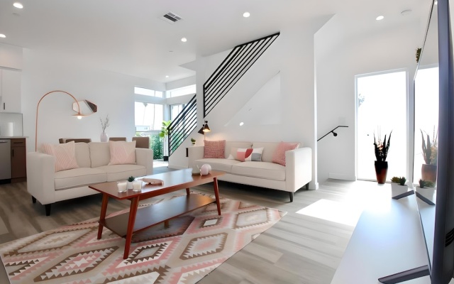 photo 3 of Los Angeles 3BR Villa Suites-FreeParking