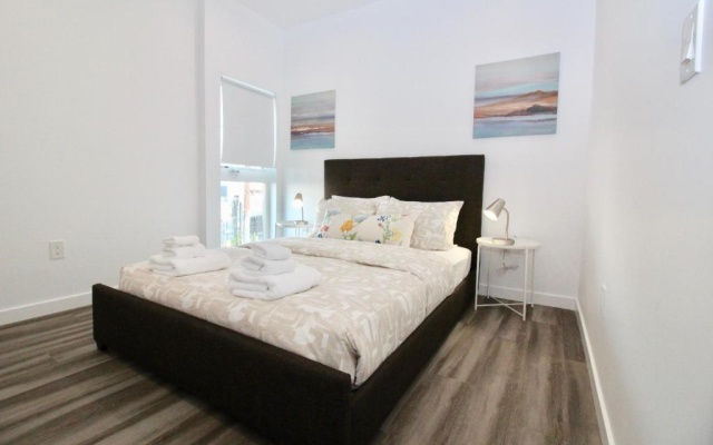 photo 4 of Los Angeles 3BR&3BT Villa Suites with Free Parking