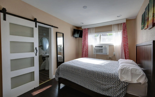 photo 5 of Los Angeles Adventurer All Suite Hotel at LAX