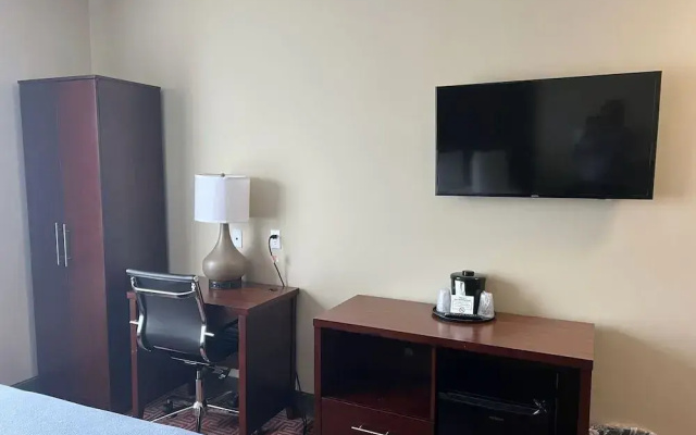 photo 5 of Lotus BLU Inn & Suites