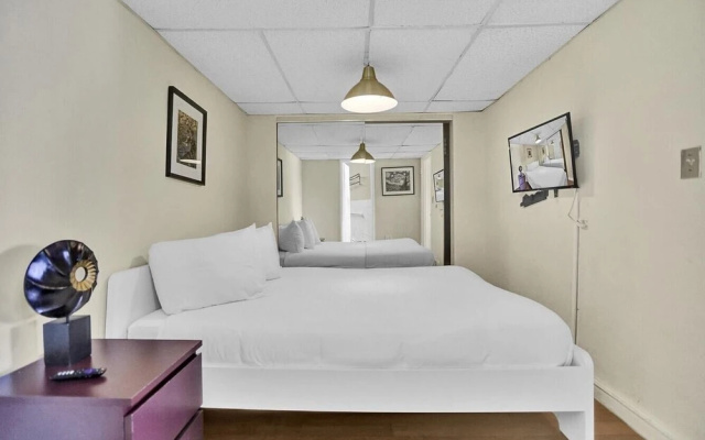 photo 2 of Lovely 2br/1bath, Hallandale Beach, Outdoor Pool & Free Parking!