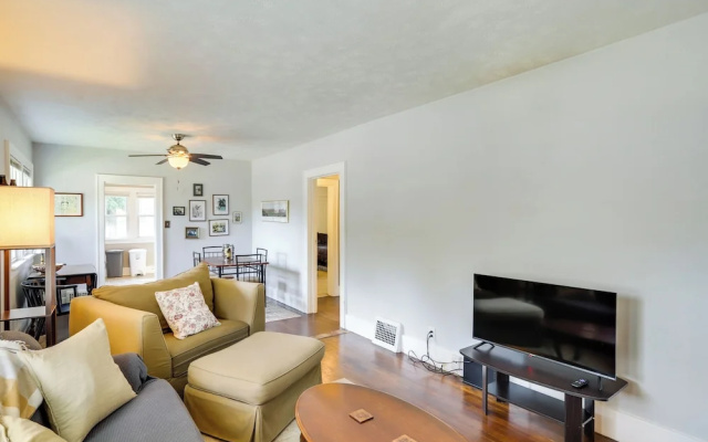 photo 2 of Lovely Home in South Bend: Walk to Notre Dame!