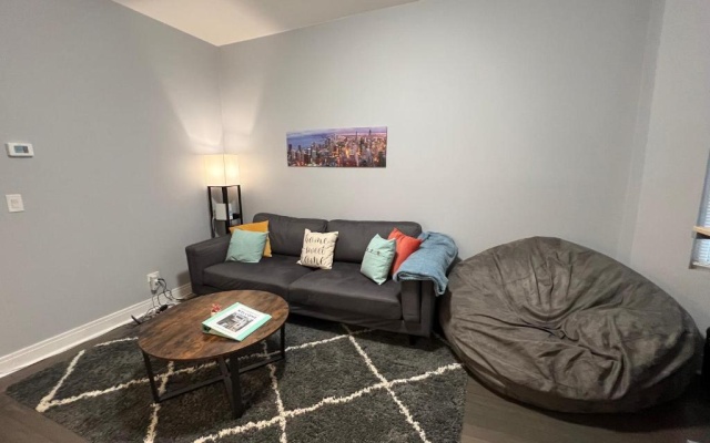 photo 3 of Lovely Logan Square 2-Bedroom in Chicago
