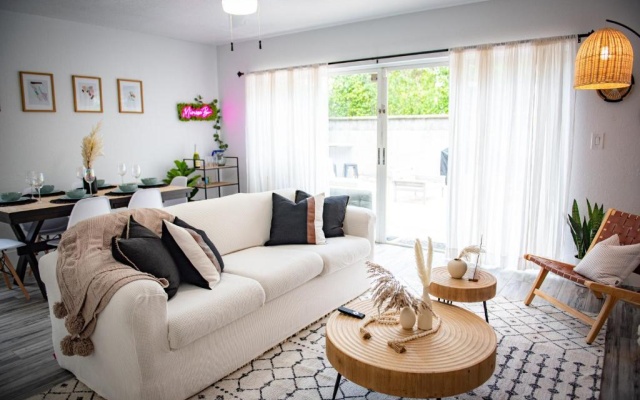 photo 4 of Lux 3 bedroom townhouse 1 block from the beach