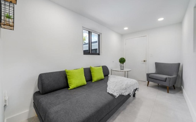 photo 5 of Lux House w/Heated Pool,Jacuzzi ,Basketball Court