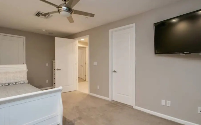 photo 3 of Luxe 4 Bdrm W/pool and Spa on Golf Course Lot!