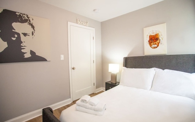 photo 5 of Luxe 4BR 3 Bath North End & Faneuil Hall