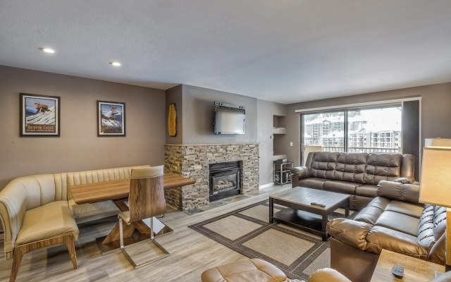 photo 4 of Condo - Walk to Gondola, Sleeps 7