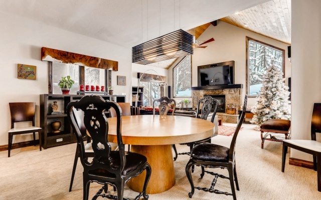 photo 5 of Luxe West Vail Side A - 3 Br Duplex
