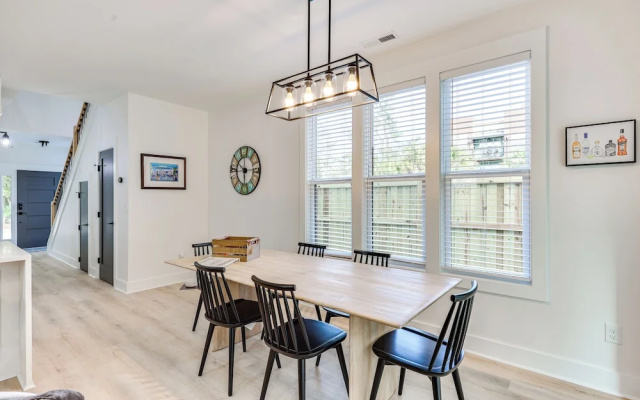 photo 5 of 2 Mi to Historic Dtwn Wilmington: Luxe 3BR Home