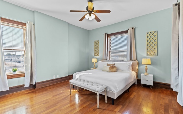 photo 3 of The Marquis Manor | JZ Vacation Rentals