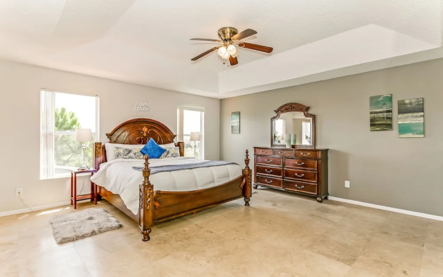 photo 4 of Luxurious Retreat With Marble Floors and Great Views. Near Disney! #4av563