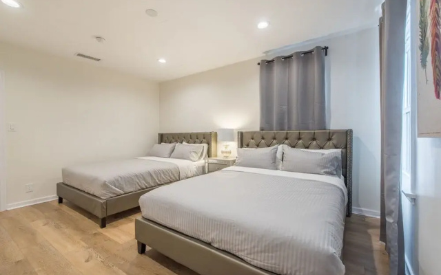 photo 4 of Luxurious Studio City Home