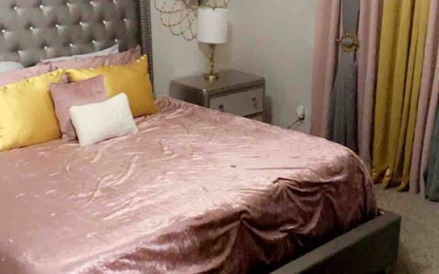 photo 3 of Luxury 2bd2bath Fully Furnished Gated Sleeps 6