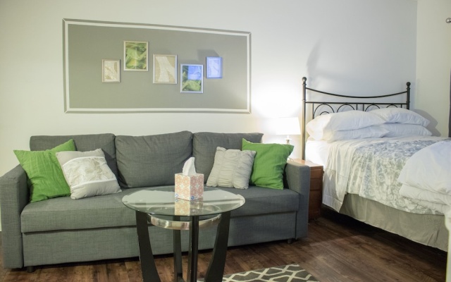 photo 3 of Luxury 2 Bed Condo Near Downtown