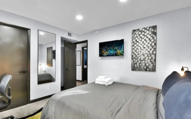 photo 5 of Luxury 2-bedroom Villa in Wilton Manors