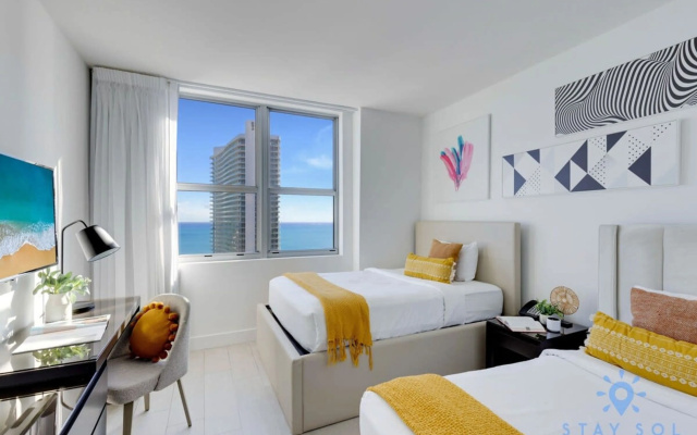 photo 4 of Luxury 2Br Front Ocean & Bay View Amazing Pools
